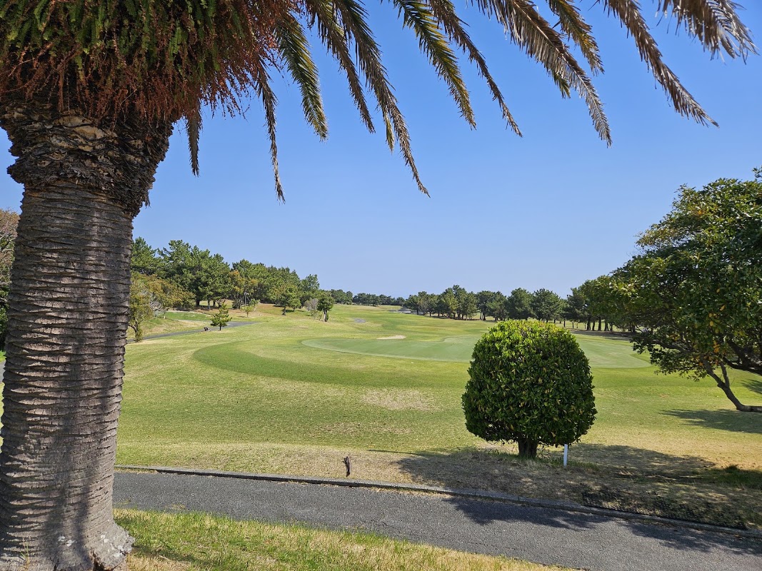 Court Bale Tokushima Golf Club — golf course in Tokushima, Japan
