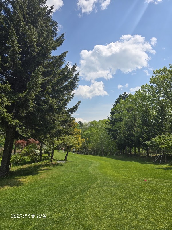 Elk Nomori Park Golf Club — golf course in Hokkaido, Japan