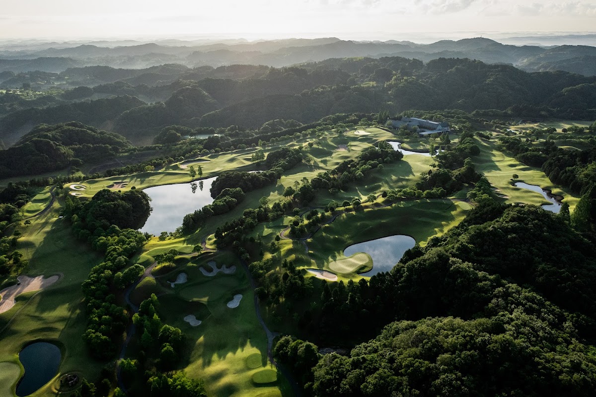 Golf 5 Country Oak Village Golf Club — golf course in Chiba, Japan