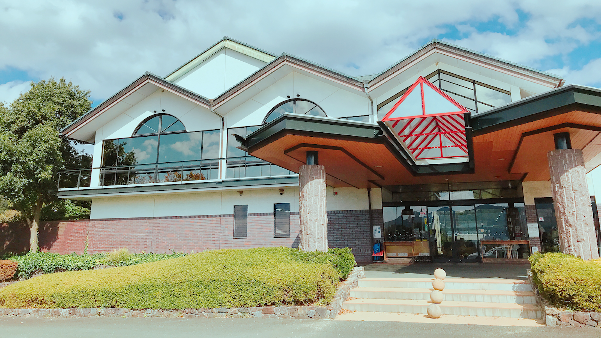 Pine Flat Golf Club — golf course in Aichi, Japan