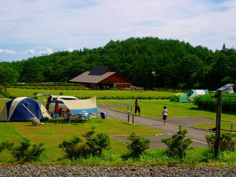 Heinai Choritsu Yogoshiyama Kebin House Auto Camp Ba Park Golf Course — golf course in Aomori, Japan