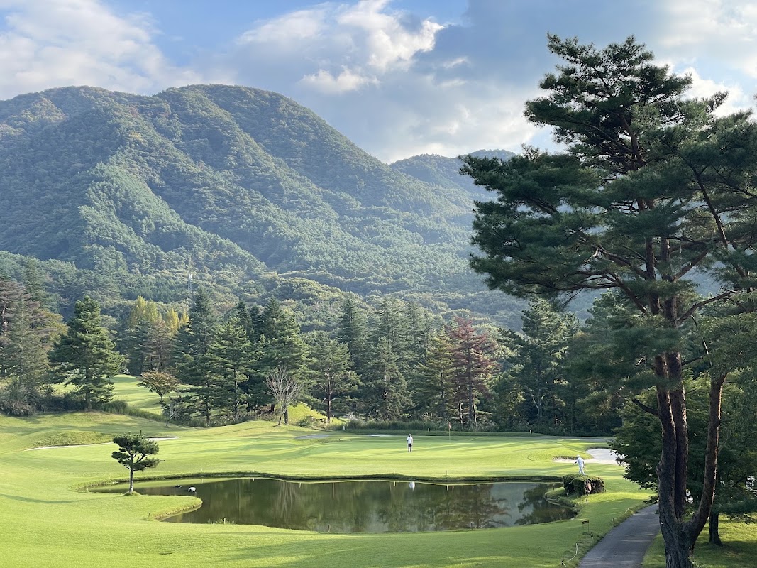 Wood Stock Country Club — golf course in Yamanashi, Japan