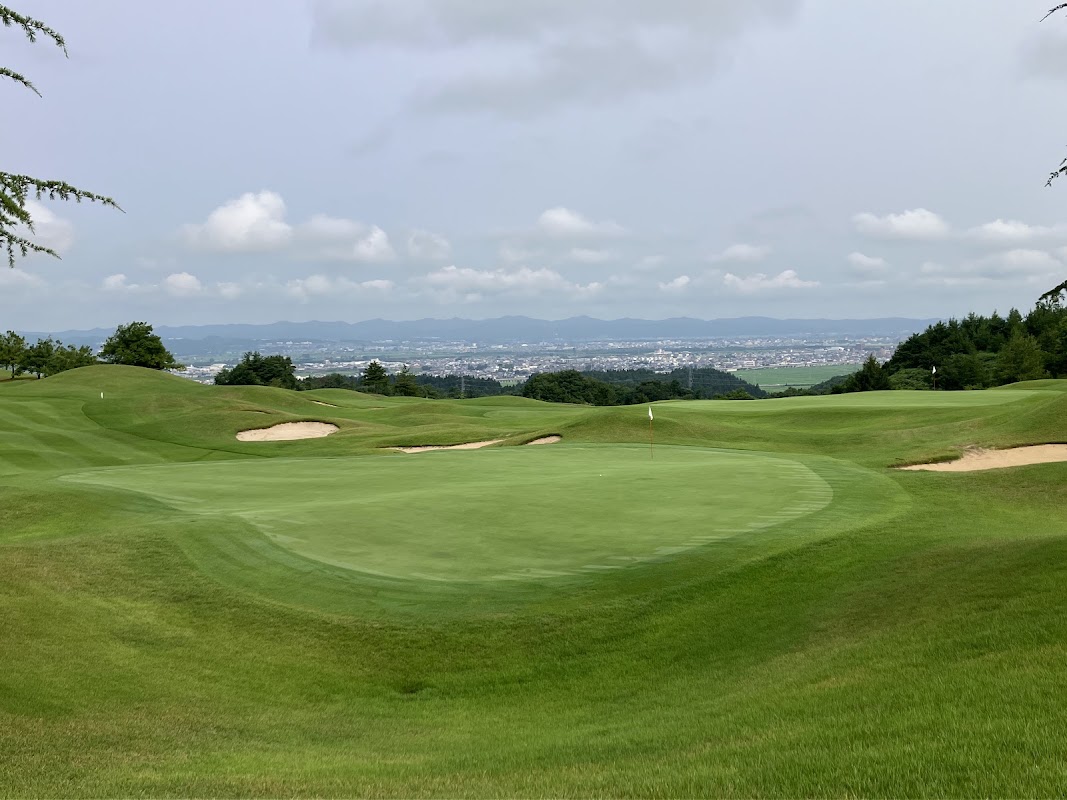 Green Hill Nagaoka Golf Club — golf course in Niigata, Japan