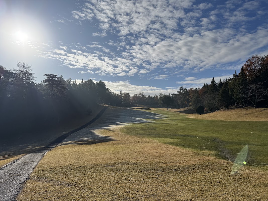 Akasaka Lakeside Country Club [PGM] — golf course in Okayama, Japan
