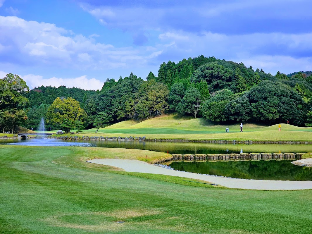 JR Uchino Country Club — golf course in Fukuoka, Japan