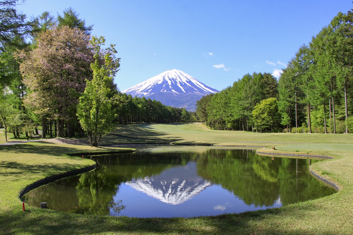 Fujizakura Country Club — golf course in Yamanashi, Japan