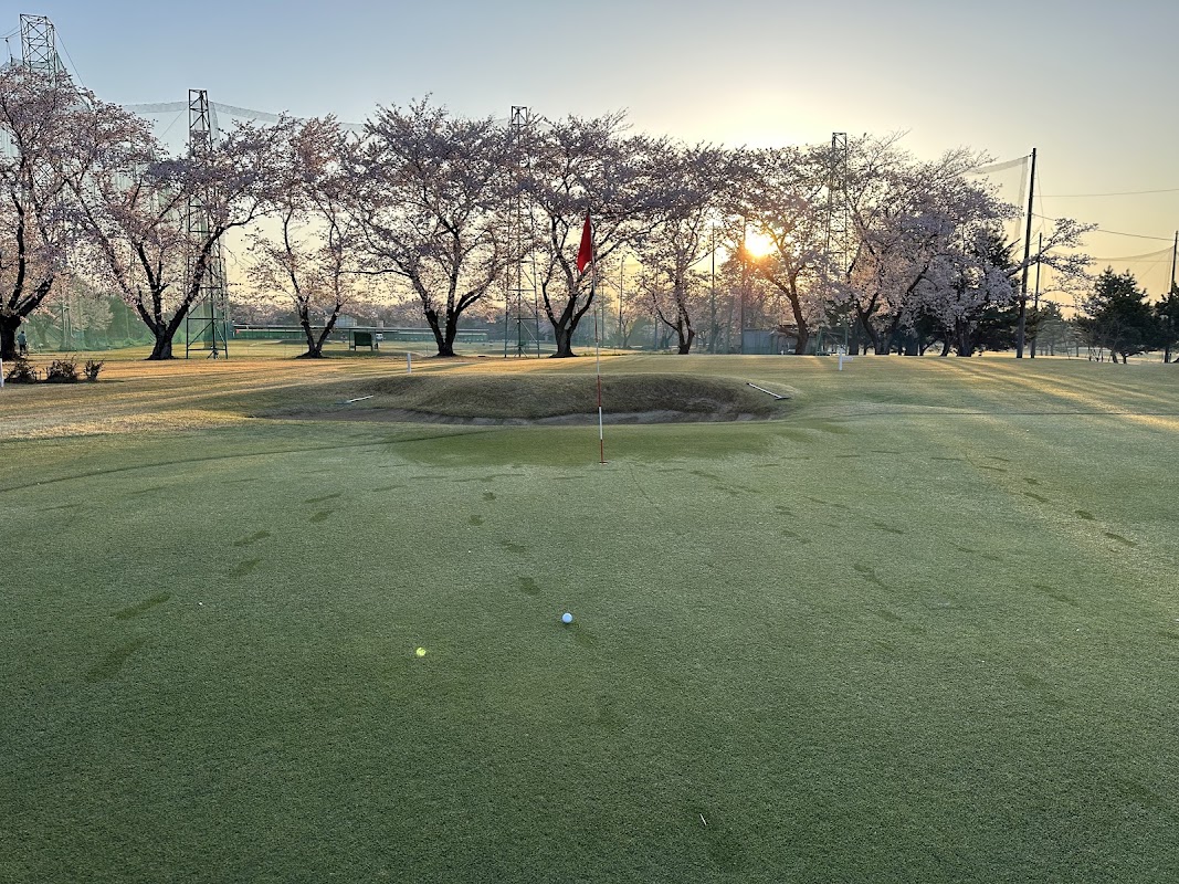 Gifuhashima Golf Club — golf course in Gifu, Japan