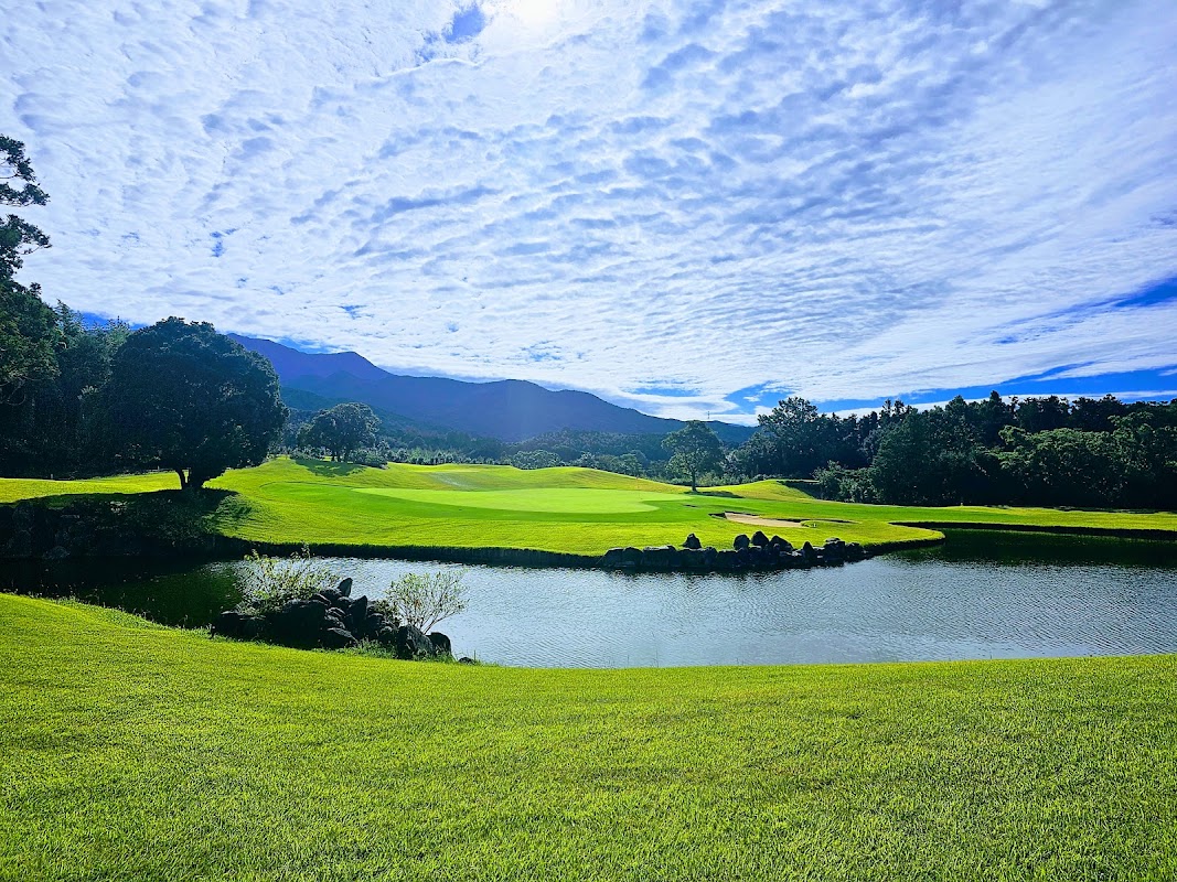 Fukuoka Raizan Golf Club — golf course in Fukuoka, Japan