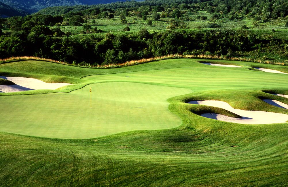 Bonarikogen Golf Club — golf course in Fukushima, Japan